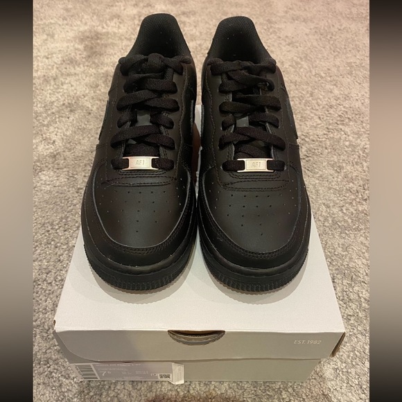 NIKE AIRFORCE 1 - Picture 3 of 4